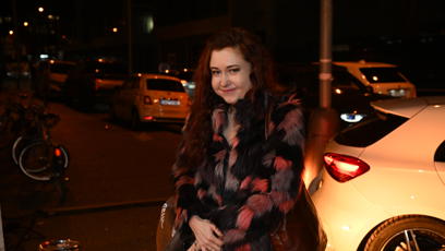 FOTO: Eva Toulová nemohla na Slavících chybět. Kde jinde by mohla předvést jeden ze svých dalších bizarních outfitů.