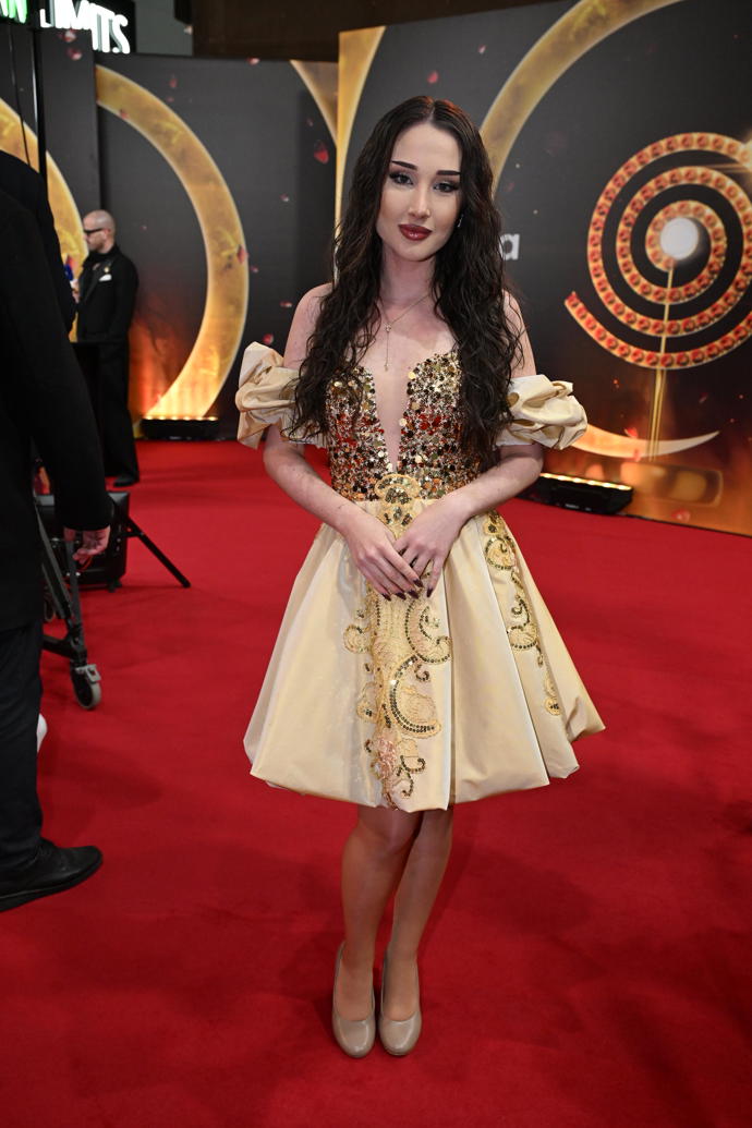 FOTO: Krásná Natálie Grossová. – stránka 1