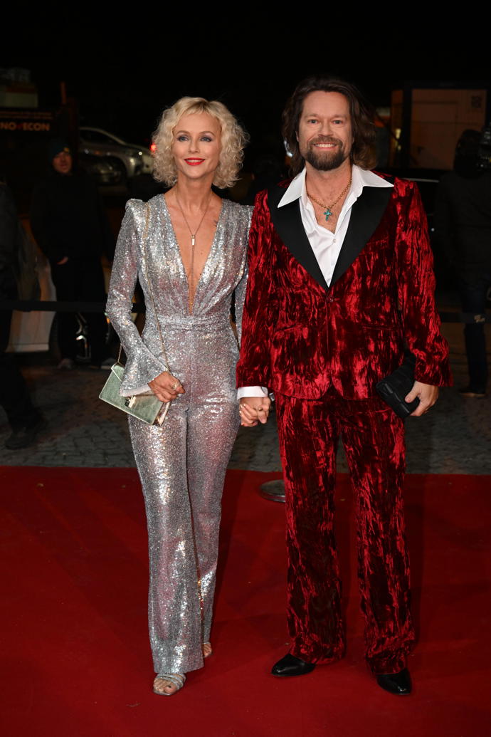 FOTO: Richard Krajčo s manželkou Karin Babinskou. – stránka 36