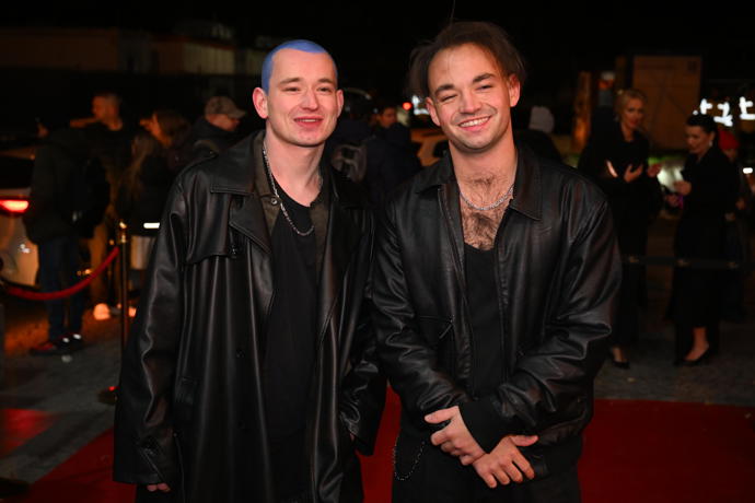 FOTO: Na Slavících je každý, kdo v hudební branži něco znamená. – stránka 977