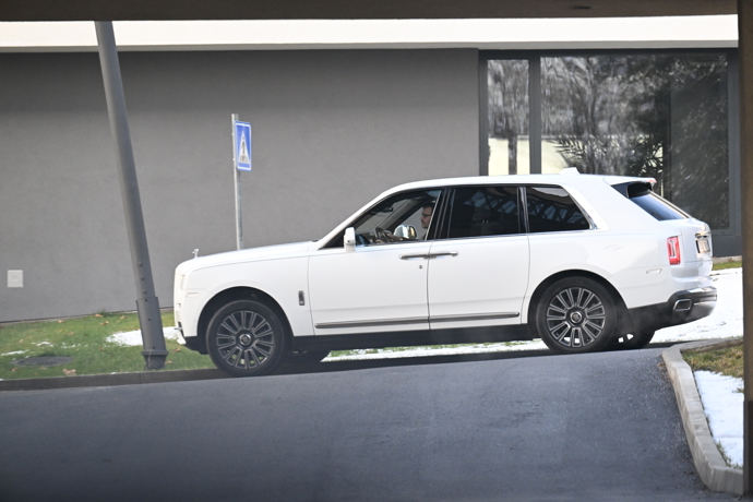 FOTO: Leoš Mareš jezdí za Patrikem Hezuckým denně. – stránka 99