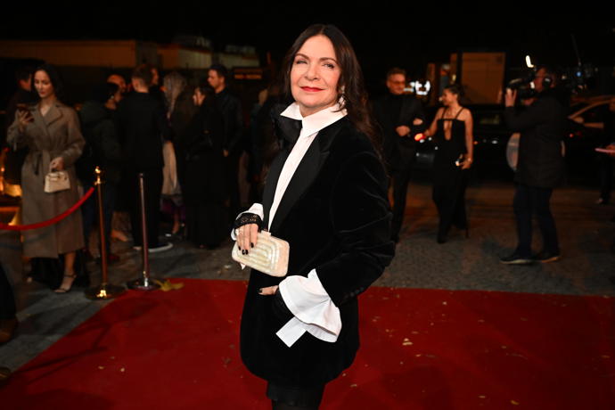 FOTO: Anna K. v dobrém rozmaru. – stránka 6