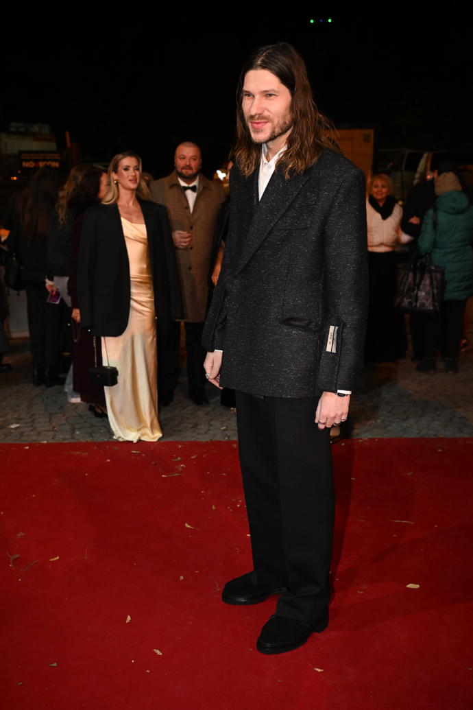 FOTO: Marcell rozdával úsměvy na všechny strany. – stránka 16