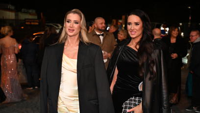 FOTO: Besky s kamarádkou.