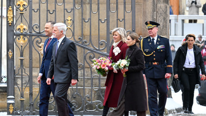 FOTO: Petr Pavel a Eva Pavlová na Hradě přijali návštěvu.