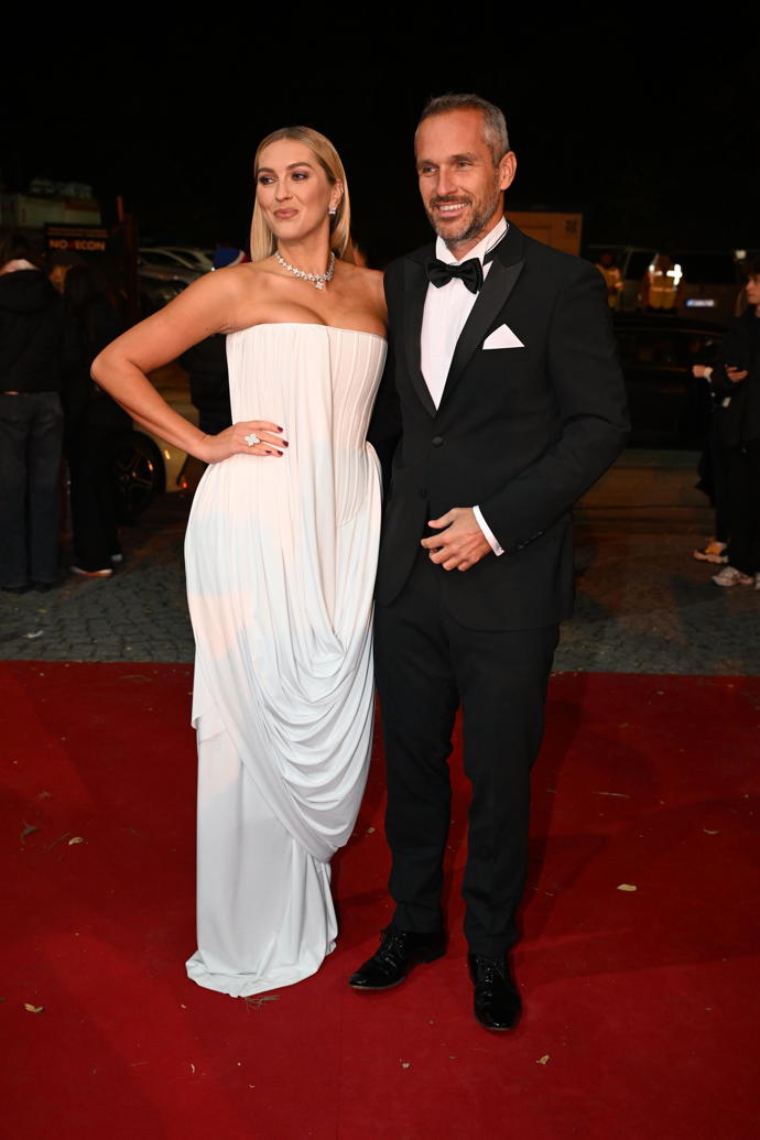 FOTO: Zorka a Míra Hejdovi. – stránka 11