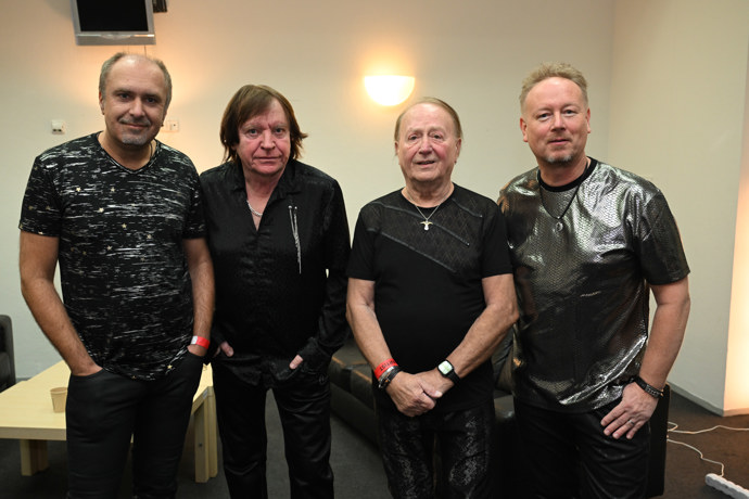 FOTO: Koncert Olympicu. – stránka 33