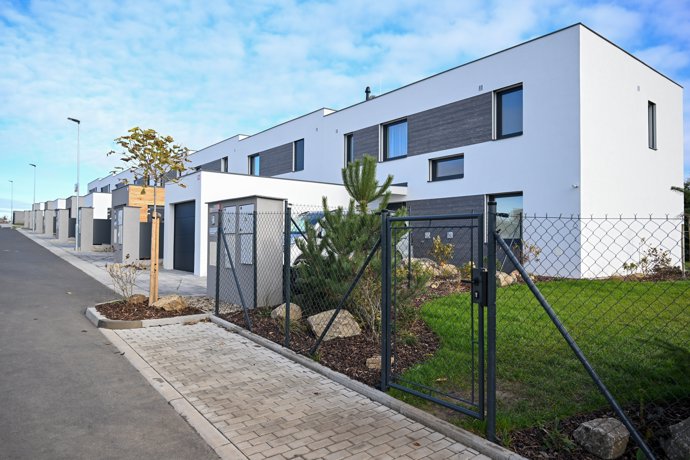 FOTO: Domek působí nenápadně. – stránka 5