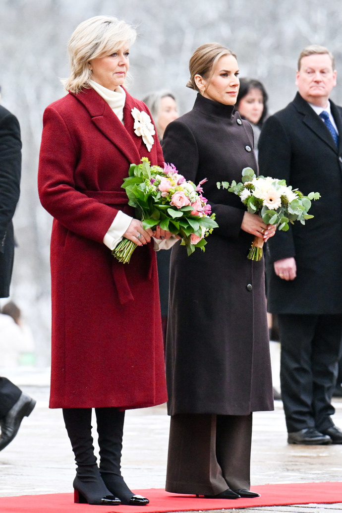 FOTO: Petr Pavel a Eva Pavlová na Hradě přijali návštěvu. – stránka 12