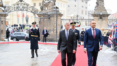 FOTO: Petr Pavel a Eva Pavlová na Hradě přijali návštěvu.
