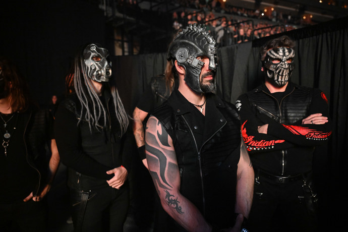 FOTO: Václav Noid Bárta vystoupil se skupinou Dymytry. – stránka 10