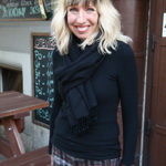 Jednu dobu nosila i dlouhé vlasy s ofinkou. 