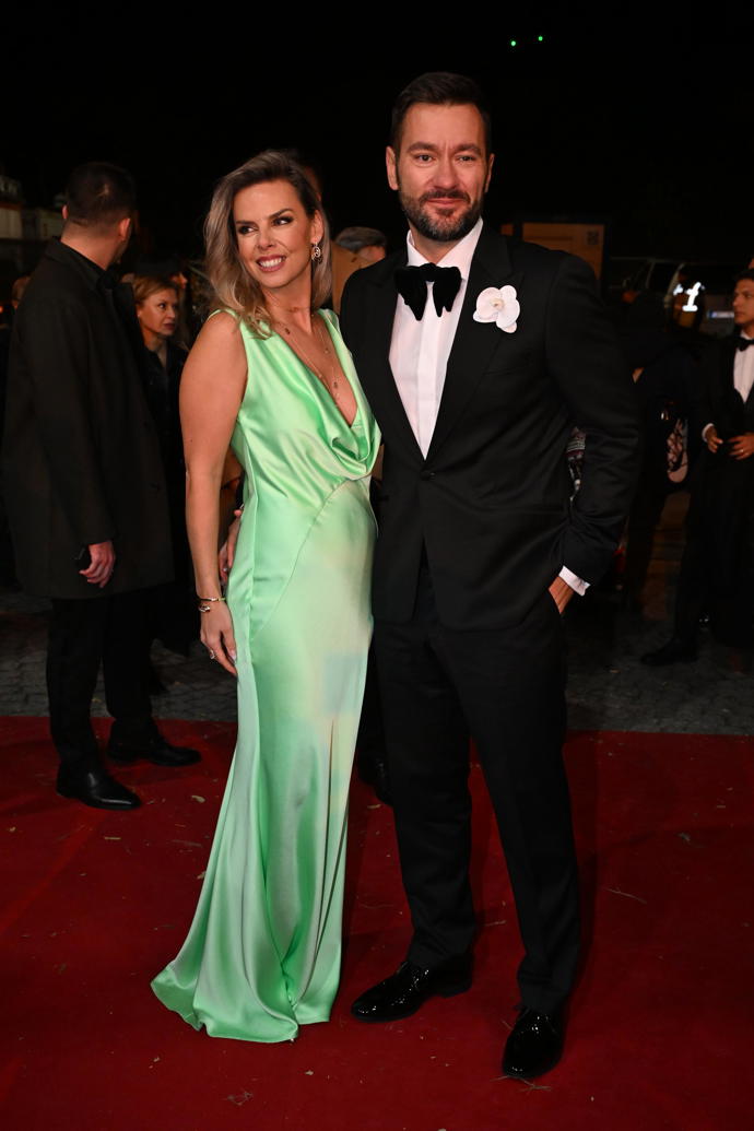 FOTO: Marek Ztracený a jeho krásná žena Marcela. – stránka 815