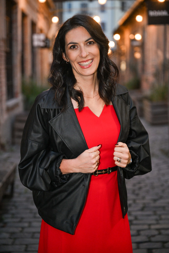 FOTO: Pekarová Adamová slavnostně pokřtila svou knihu 'Nejsem z cukru ani ze železa'. – stránka 48