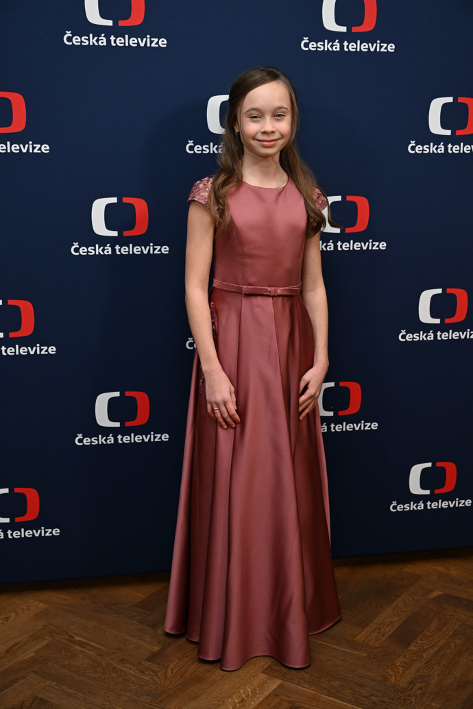 FOTO: Valentýna Bečková si zahrála ve filmu Máma. – stránka 4