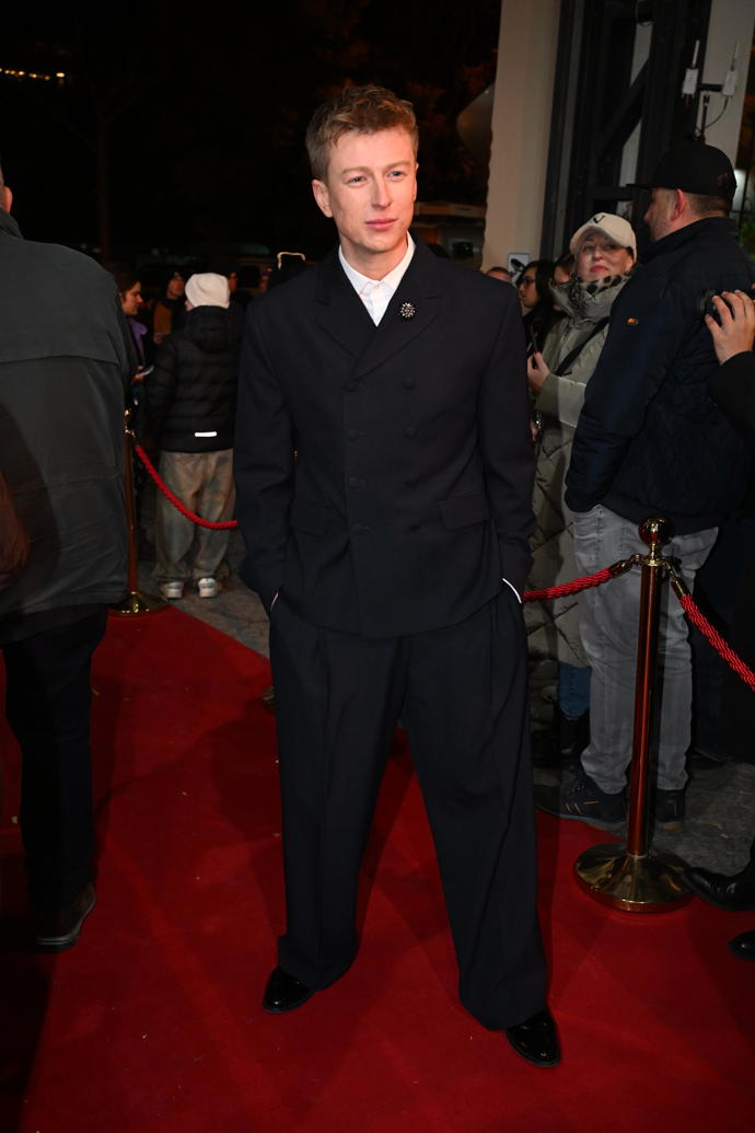 FOTO: Stylový Adam Mišík. – stránka 779