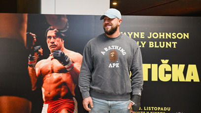 FOTO: Jakub Enžl na premiéře filmu Mlátička.