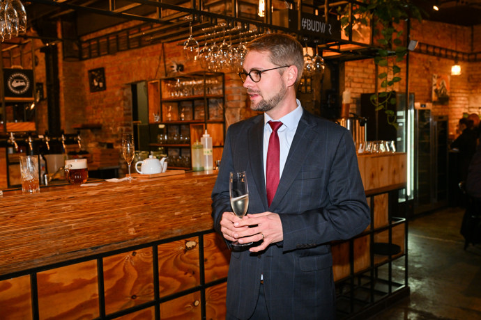 FOTO: Matěj Ondřej Havel nechyběl na křtu knihy Markéty Pekarové Adamové.