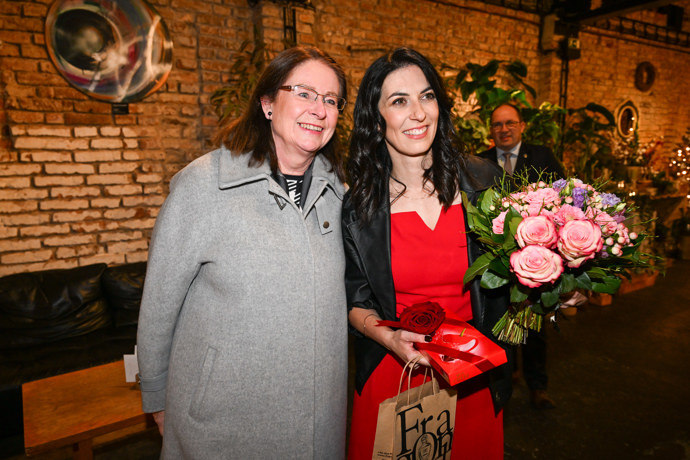FOTO: Miroslava Němcová s Markétou Pekarovou Adamovou.