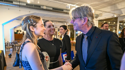 FOTO: Režisér Jiří Strach na premiéře filmu.