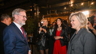 FOTO: Petr Fiala, Eva Pavlová a v pozadí Markéta Pekarová Adamová.