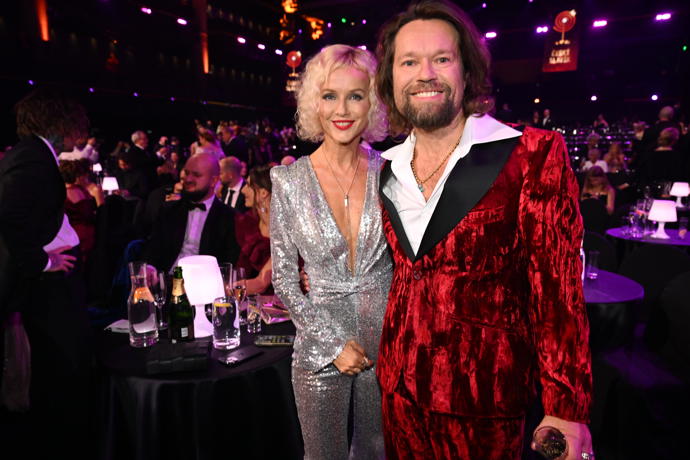 FOTO: Richard Krajčo s manželkou Karin Babinskou. – stránka 594