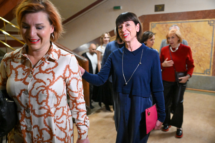 FOTO: Andrea Bartošková dorazila do pražské Lucerny. – stránka 7