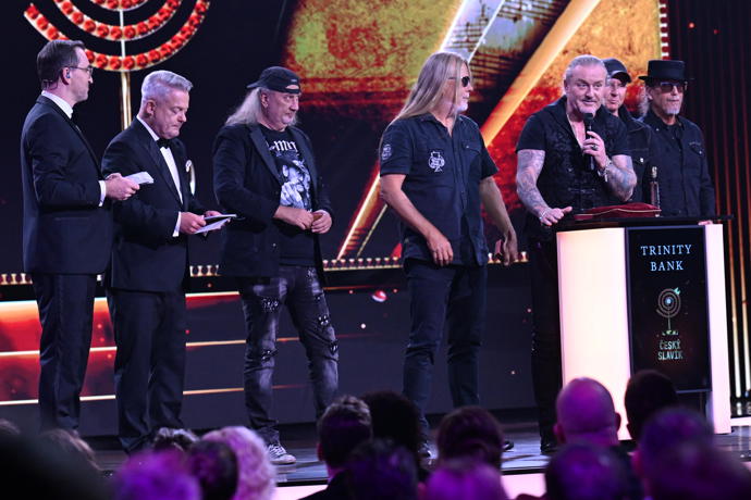 FOTO: Kabáti opět nenašli přemožitele. – stránka 530