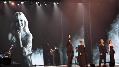 FOTO: Dojemná pocta pro Aničku Slováčkovou.