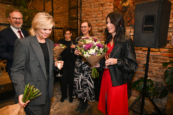 FOTO: Květiny pro všechny ženy. – stránka 3