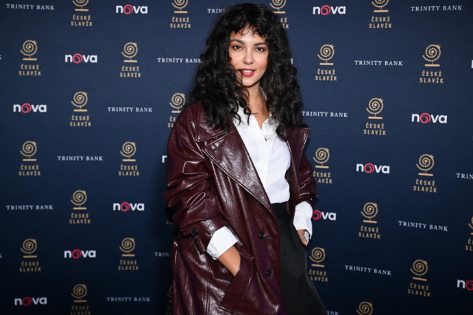 FOTO: Krásná Alžběta Ferencová. – stránka 10