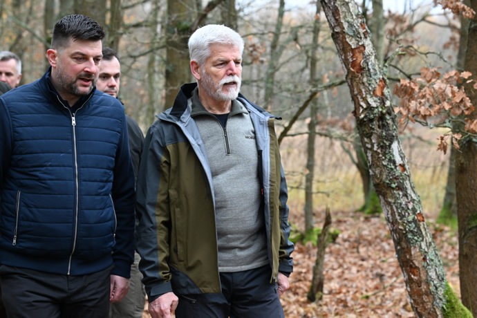 FOTO: Petr Pavel na návštěvě v rezervaci Soos. – stránka 132