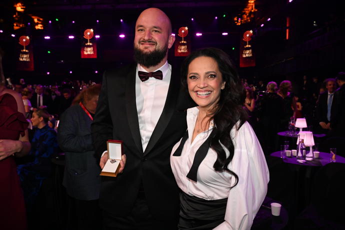 FOTO: Lucie Bílá věnovala svého Slavíka Pokáčovi. – stránka 440