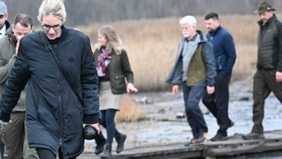 FOTO: Petr Pavel a Eva Pavlová na procházce v rezervaci Soos.