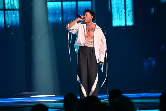 FOTO: Renne Dang se stal objevem roku a to po deseti letech své aktivní kariéry. Finanční výhru se pak rozhodl věnovat charitativním účelům. – stránka 394