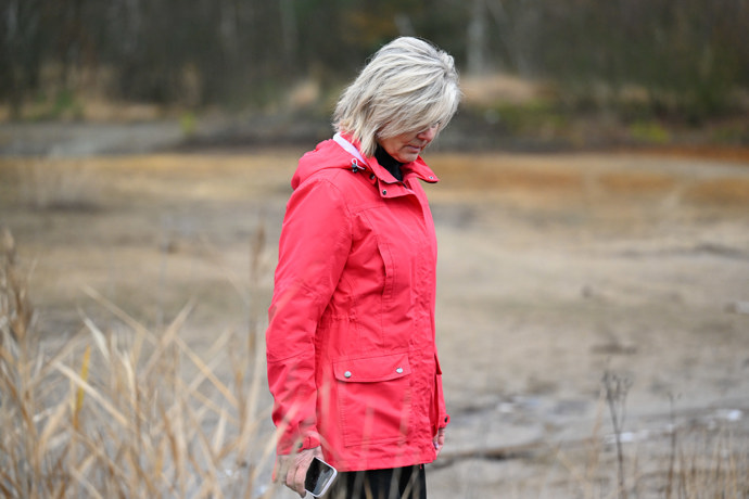 FOTO: Eva Pavlová se nebojí ušpinit. – stránka 125