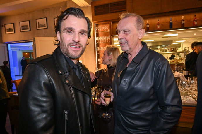 FOTO: Leoš Mareš a Štefan Margita prohodili pár slov. – stránka 77