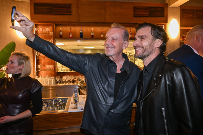 FOTO: Leoš Mareš a Štefan Margita se vyfotili. – stránka 76