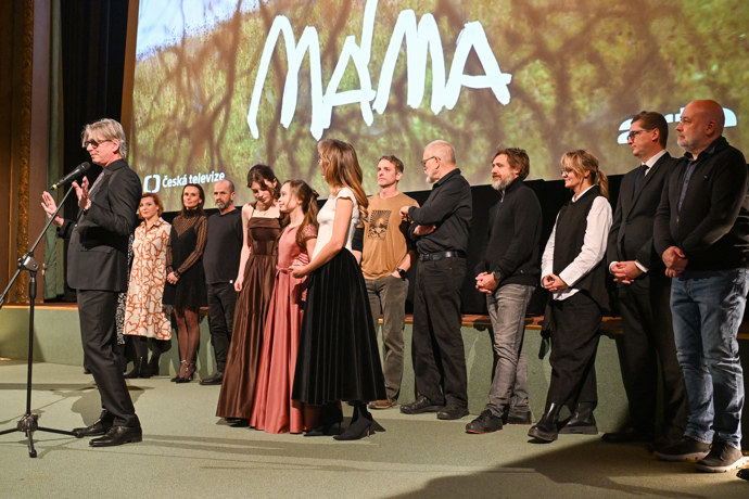 FOTO: Jiří Strach na premiéře filmu Máma. – stránka 9