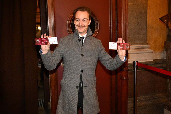 FOTO: Na cenách Thálie se to hemží osobnostmi. – stránka 117