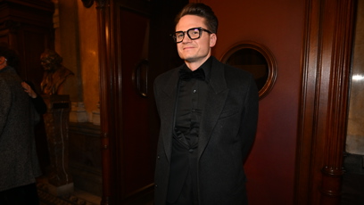 FOTO: Ondřej Brzobohatý dorazil celý v černém.