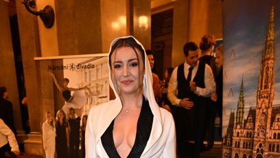 FOTO: Některým dámám bylo těžké dívat se do očí.