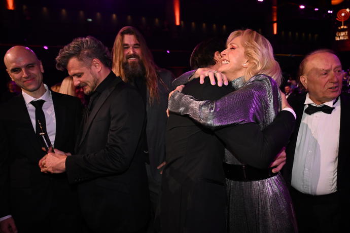 FOTO: Na Heleně Vondráčkové bylo vidět, že to Vaškovi moc přála. – stránka 78