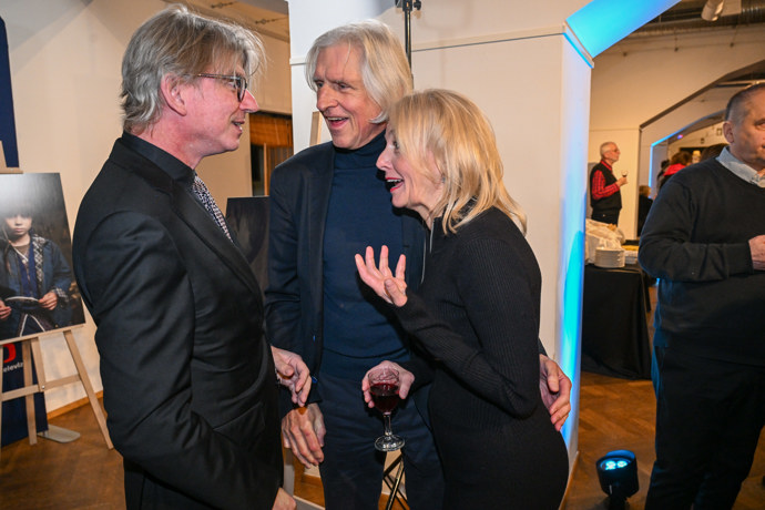 FOTO: Ivan Hubač, Jiří Strach a Veronika Žilková. – stránka 36