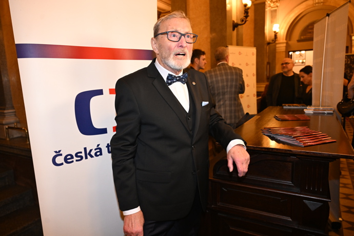 FOTO: Ladislav Frej na cenách Thálie. – stránka 96