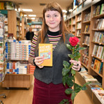 Marie Doležalová pokřtila knihu povídek Rodičovské historky. 