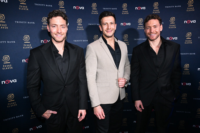 FOTO: Martin Dubovický, Jan Solfronk a Martin Dubovický. – stránka 38