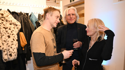 FOTO: Ivan Hubač na premiéře filmu Máma po boku své přítelkyně Veroniky Žilkové.