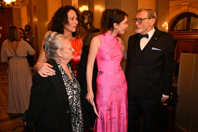 FOTO: Rodina Frejových na cenách Thálie. – stránka 2