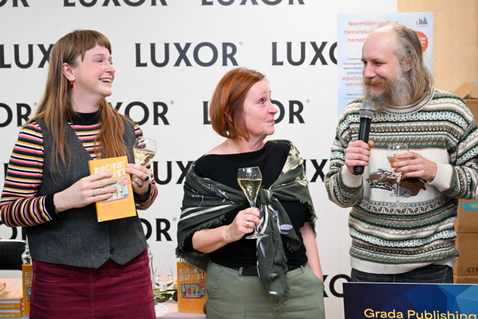 FOTO: Křest knihy Rodičovské historky. – stránka 11